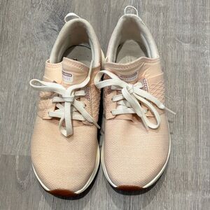 Womens New Balance Sneakers Dynasoft Nergize V3